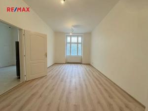 Pronájem bytu 1+1, Praha - Vinohrady, Polská, 47 m2