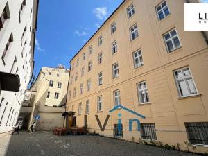 Pronájem obchodního prostoru, Olomouc, Horní náměstí, 80 m2