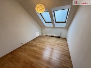 Pronájem rodinného domu, Praha - Vinoř, Na rampách, 120 m2
