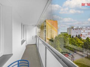 Prodej bytu 2+kk, Praha - Petrovice, Kurčatovova, 43 m2