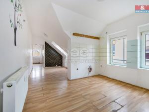 Prodej rodinného domu, Heřmanova Huť - Vlkýš, Revoluční, 401 m2