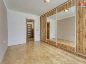 Pronájem bytu 2+1, Ostrov, Hlavní třída, 54 m2