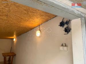 Prodej garáže, Praha, Pod Petřinami, 20 m2