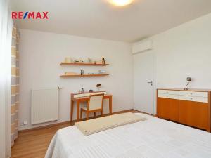 Prodej rodinného domu, Praha - Řeporyje, Od školy, 137 m2