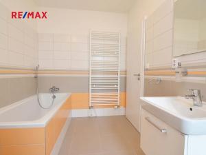 Prodej rodinného domu, Praha - Řeporyje, Od školy, 137 m2
