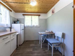 Prodej chaty, Černolice, V Dolečku, 50 m2