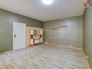 Pronájem obchodního prostoru, Mariánské Lázně, Hlavní třída, 69 m2