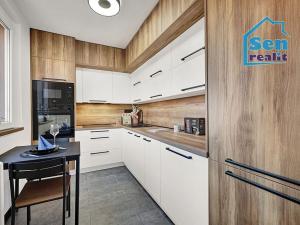 Prodej bytu 2+1, Karviná, Haškova, 55 m2