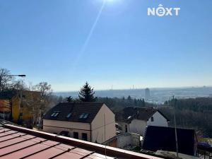 Prodej vícegeneračního domu, Praha - Prosek, Prosecká, 266 m2
