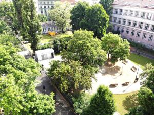 Prodej obchodního prostoru, Praha - Holešovice, Ortenovo náměstí, 26 m2