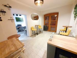 Pronájem restaurace, Praha - Staré Město, Karoliny Světlé, 50 m2