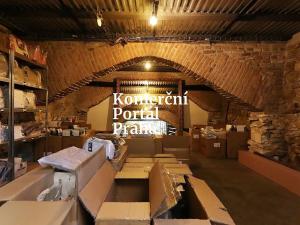 Pronájem restaurace, Praha - Malá Strana, Karmelitská, 120 m2