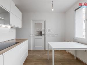 Prodej bytu 4+1, Klatovy - Klatovy II, Na Chuchli, 81 m2