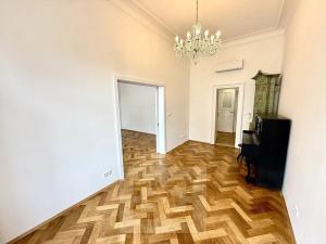 Pronájem bytu 3+kk, Praha - Staré Město, Pařížská, 79 m2