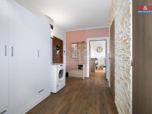 Prodej bytu 2+1, Chomutov, Skalková, 51 m2