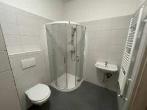 Prodej bytu 2+kk, Milovice, Slepá, 62 m2