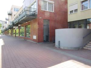 Pronájem bytu 2+kk, Praha - Hlubočepy, Voskovcova, 46 m2