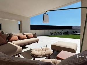 Prodej rodinného domu, Torrevieja, Španělsko, 200 m2