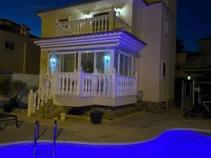 Prodej rodinného domu, Guardamar del Segura, Španělsko, 150 m2