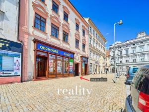 Pronájem obchodního prostoru, Znojmo, Horní náměstí, 31 m2