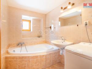Prodej rodinného domu, Křemže, Náměstí, 105 m2