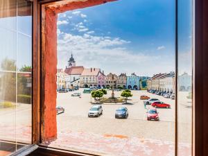 Prodej kanceláře, Nové Město nad Metují, Husovo náměstí, 730 m2
