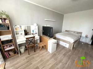 Prodej bytu 2+1, Plzeň, Lábkova, 65 m2