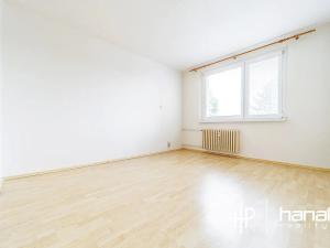 Prodej bytu 2+1, Olomouc, Řezáčova, 56 m2