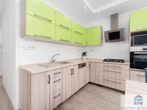 Prodej bytu 2+1, Velké Opatovice, nám. Míru, 63 m2