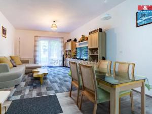 Prodej bytu 2+kk, Mariánské Lázně, Chebská, 55 m2