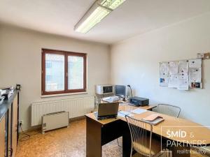 Prodej výrobních prostor, Uhlířská Lhota, 500 m2