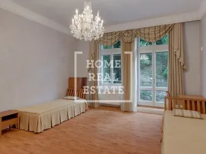Prodej bytu 3+kk, Karlovy Vary, Mariánskolázeňská, 206 m2