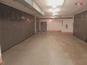 Pronájem garáže, Pardubice - Zelené Předměstí, třída Míru, 19 m2