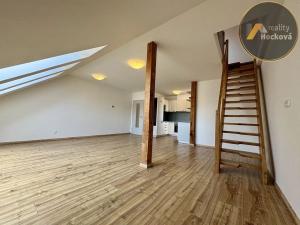 Prodej bytu 2+kk, Praha - Libeň, Zenklova, 99 m2
