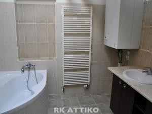 Pronájem atypického bytu, Brno, Jana Uhra, 94 m2