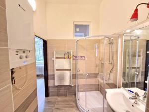 Pronájem bytu 3+kk, Praha - Podolí, Na dolinách, 63 m2
