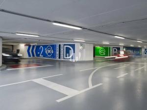 Pronájem kanceláře, Praha - Stodůlky, Bucharova, 318 m2