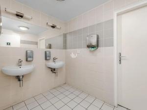 Pronájem kanceláře, Praha - Veleslavín, Na okraji, 500 m2