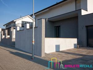 Prodej vily, Větrušice, 250 m2