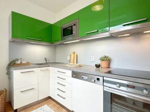 Pronájem bytu 2+kk, Brno, Křepelčí, 55 m2