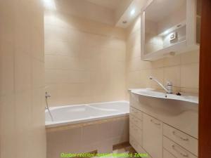 Prodej bytu 3+kk, Praha - Háje, Brechtova, 67 m2