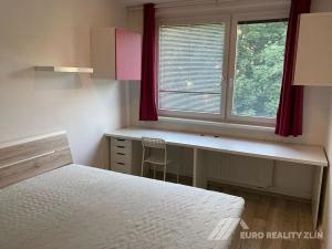 Pronájem bytu 3+1, Zlín, Křiby, 65 m2