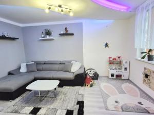 Pronájem bytu 2+1, Prostějov, Václava Špály, 48 m2
