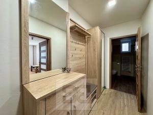 Pronájem bytu 2+1, Rousínov, V Sídlišti, 61 m2