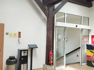 Pronájem komerční nemovitosti, Hradec Králové, Československé armády, 1 m2