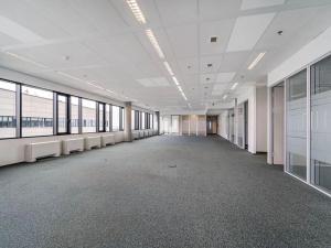Pronájem kanceláře, Praha - Prosek, Prosecká, 1106 m2
