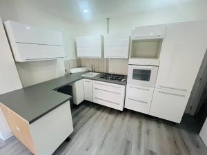 Pronájem bytu 1+1, Jesenice, K Belnici, 65 m2
