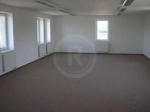 Pronájem skladu, Hůry, 800 m2