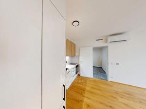 Pronájem bytu 2+kk, Praha - Modřany, Československého exilu, 58 m2