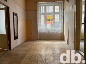 Prodej bytu 4+1, Karlovy Vary, Jaltská, 100 m2